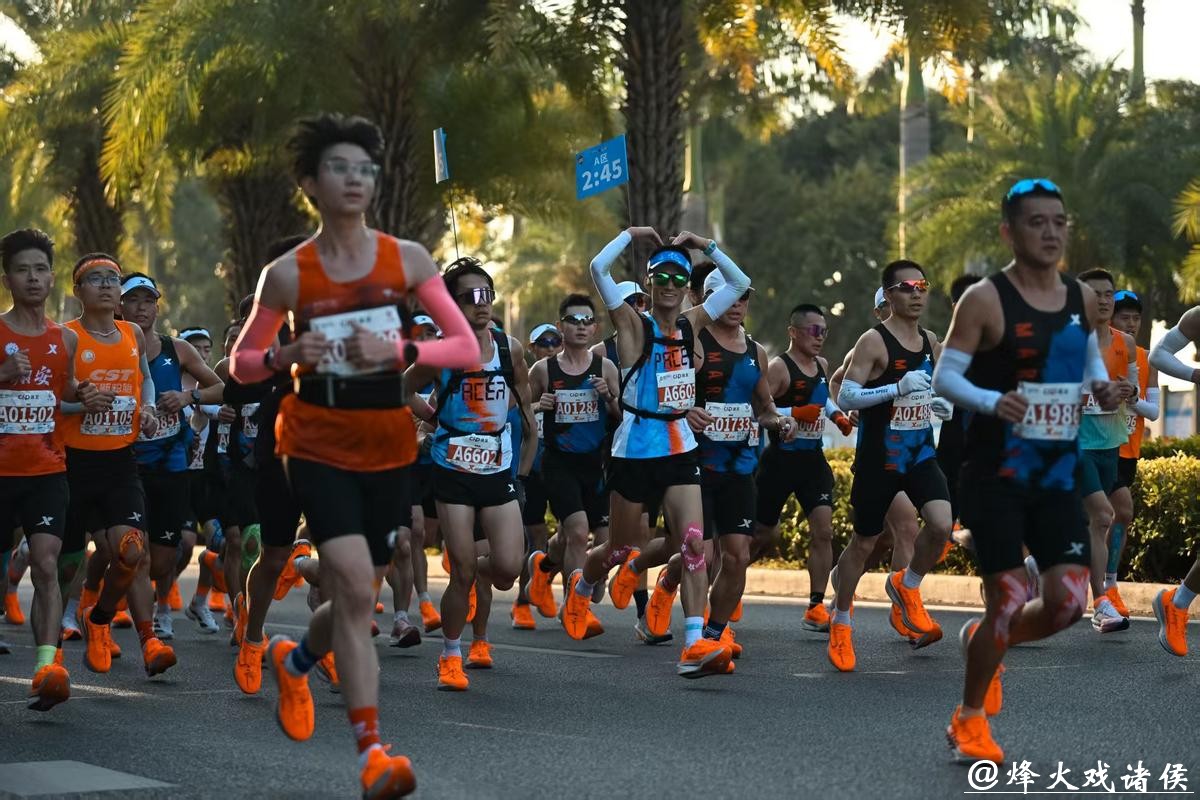 马拉松赛“机器兔”能否取代配速员? 马拉松赛“机器兔”能否取代配速员?