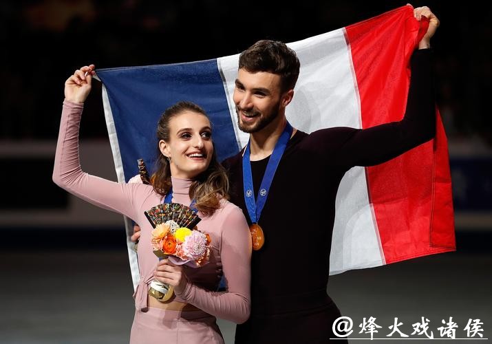 米兰冬奥|花滑冰舞决赛带来视觉大赏,法国名将西泽龙再夺冠 米兰冬奥|花滑冰舞决赛带来视觉大赏,法国名将西泽龙再夺冠
