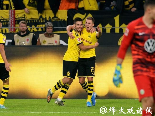 德甲-罗伊斯伤退 小阿扎尔处子球+助攻 多特3-0